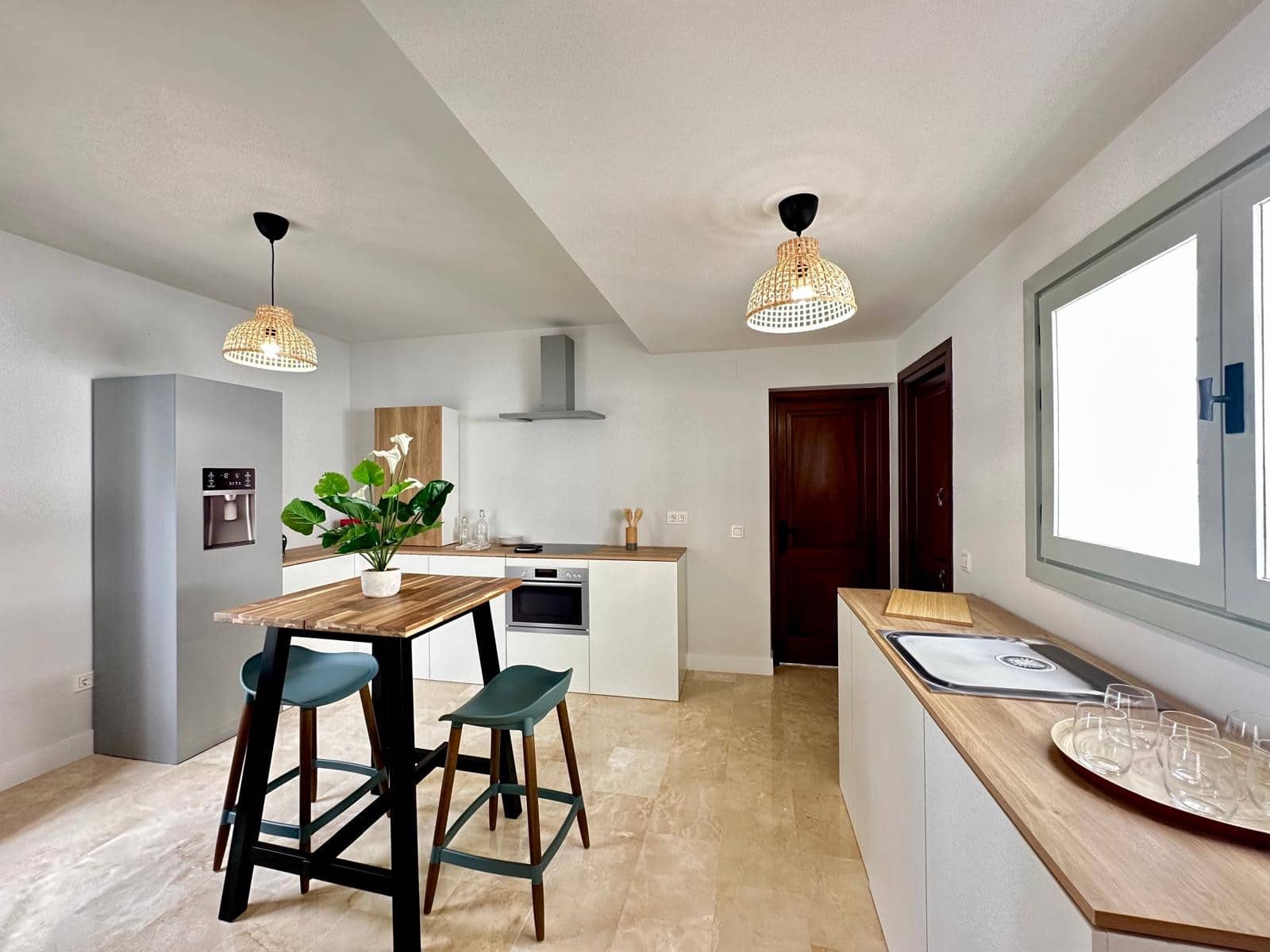 3 bedroom Villa for sale in Mijas with pool garage - € 1,575,000 (Ref: 9129819)