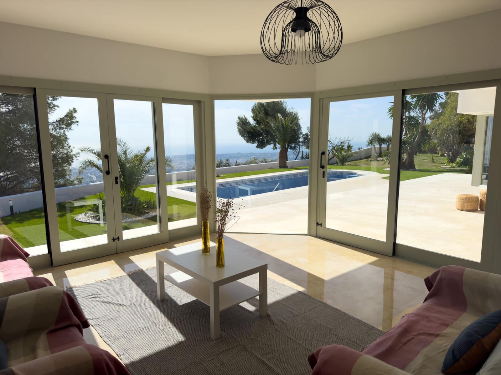 3 bedroom Villa for sale in Mijas with pool garage - € 1,575,000 (Ref: 9129819)