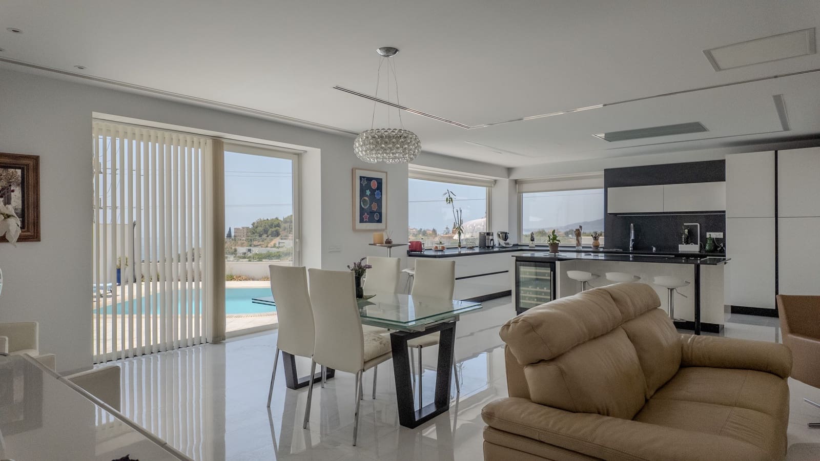 4 sypialnia Willa na sprzedaż w Miasto Malaga z basenem garażem - 1 750 000 € (Ref: 9134550)