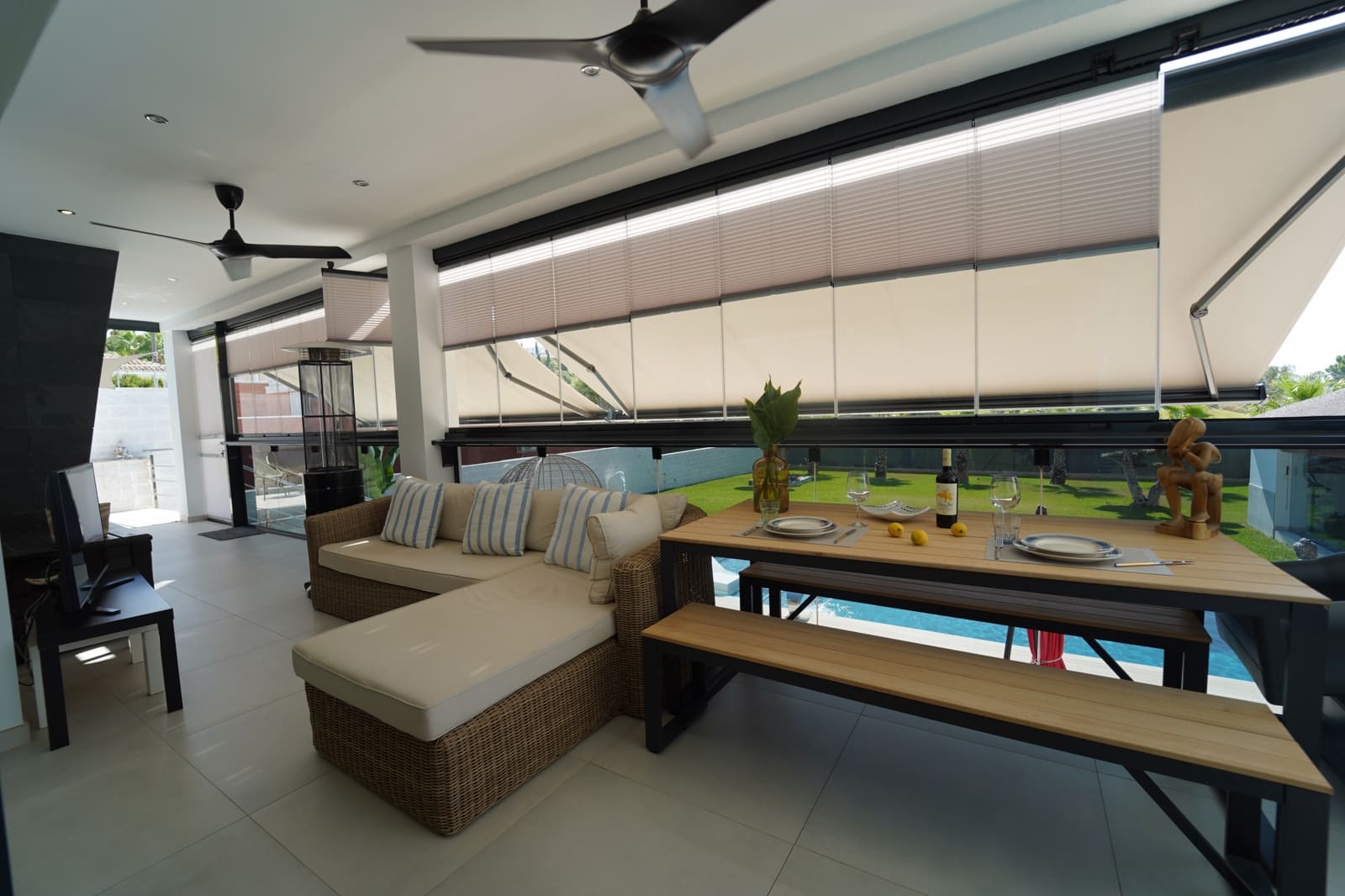 3 bedroom Villa for sale in Mijas Costa with pool garage - € 1,485,000 (Ref: 9141673)