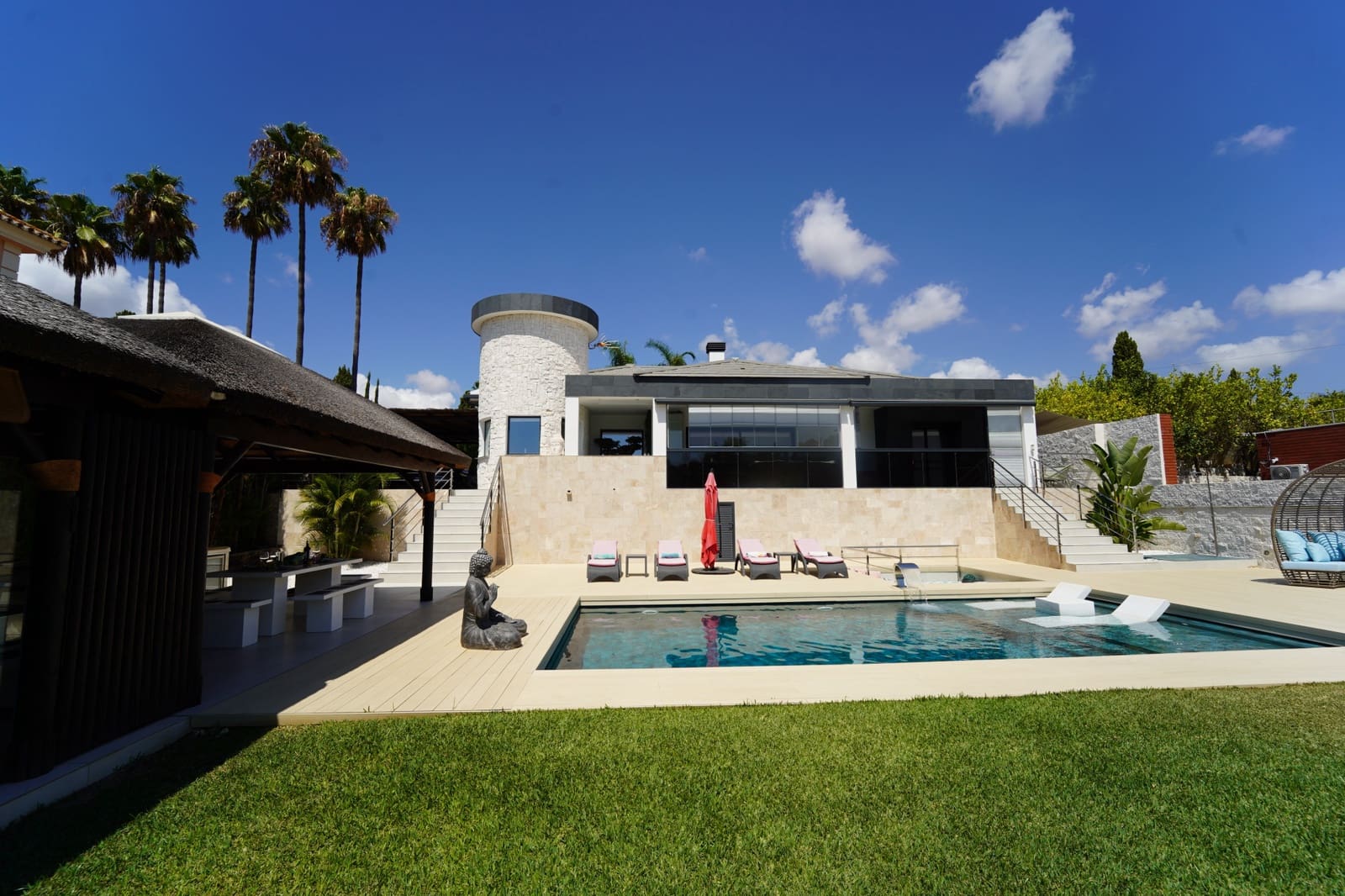 3 bedroom Villa for sale in Mijas Costa with pool garage - € 1,485,000 (Ref: 9141673)