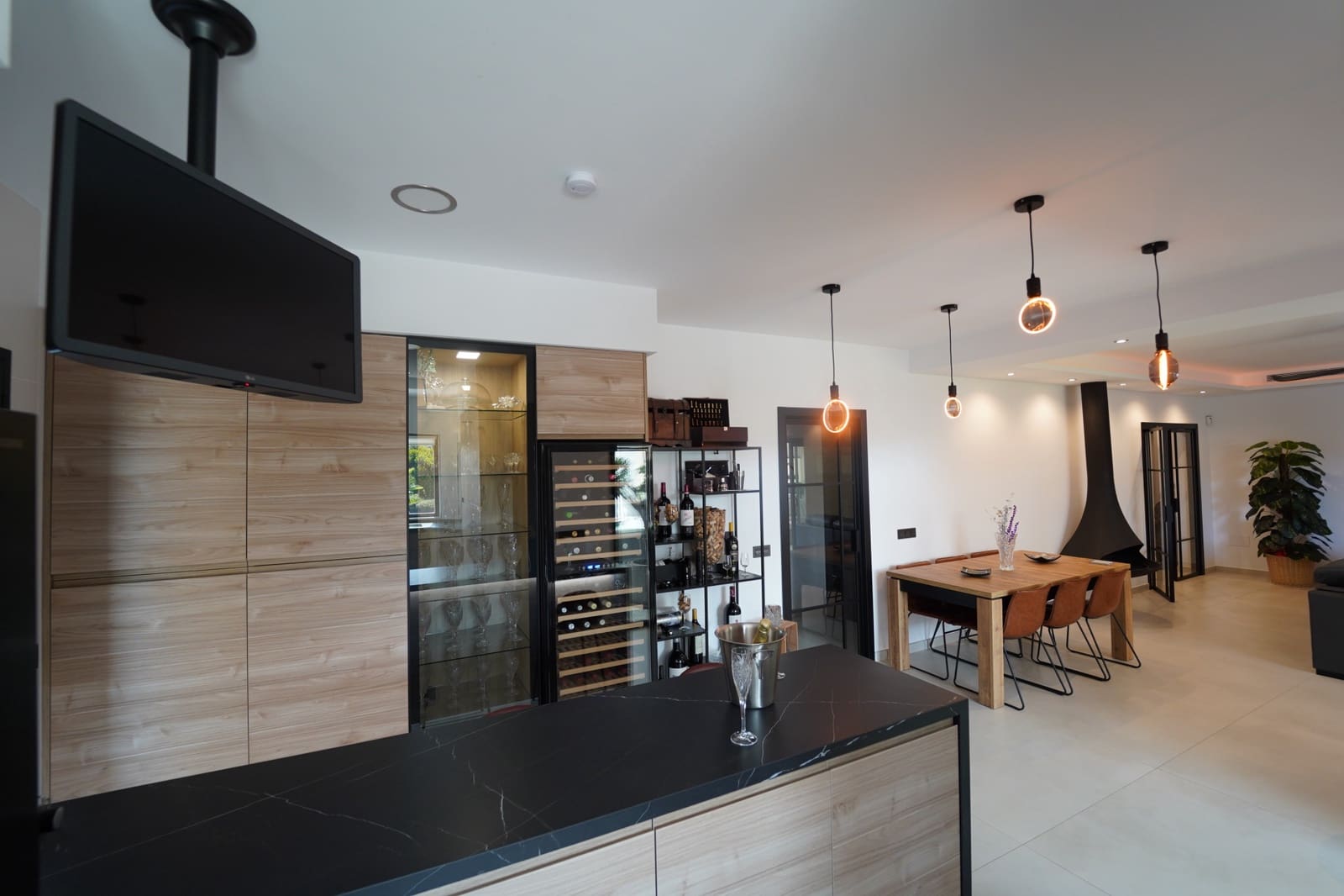 3 bedroom Villa for sale in Mijas Costa with pool garage - € 1,485,000 (Ref: 9141673)