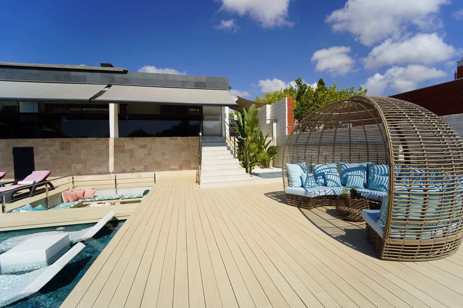 3 bedroom Villa for sale in Mijas Costa with pool garage - € 1,485,000 (Ref: 9141673)