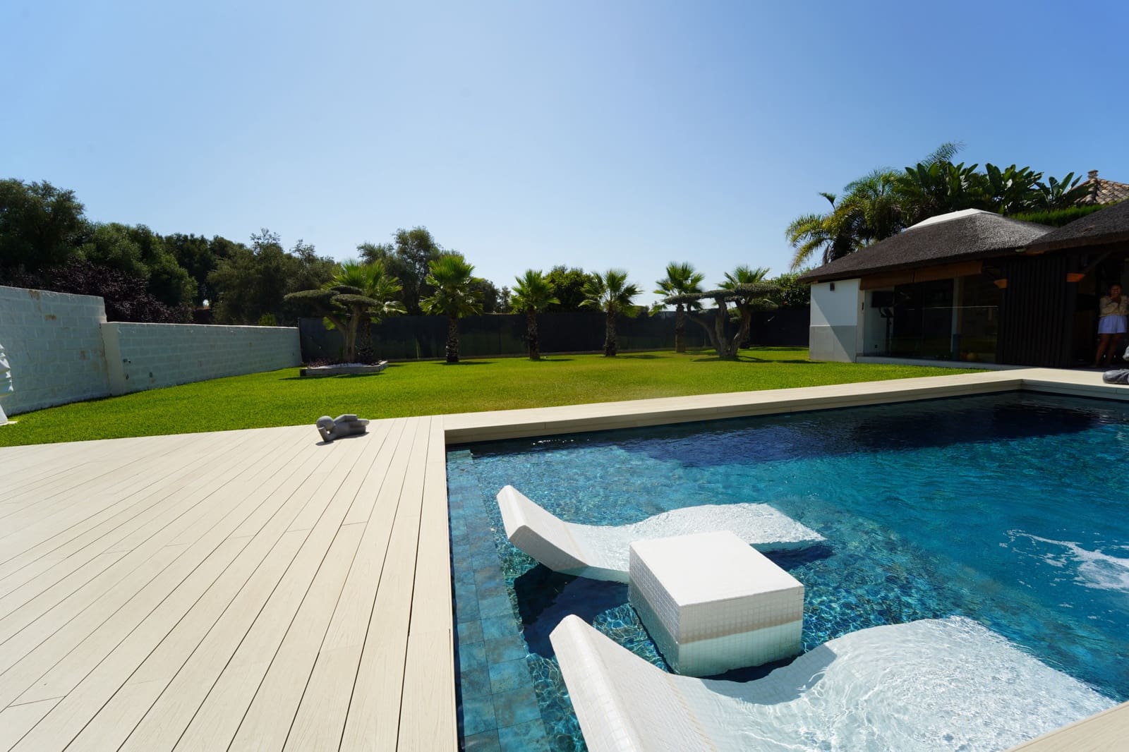 3 bedroom Villa for sale in Mijas Costa with pool garage - € 1,485,000 (Ref: 9141673)