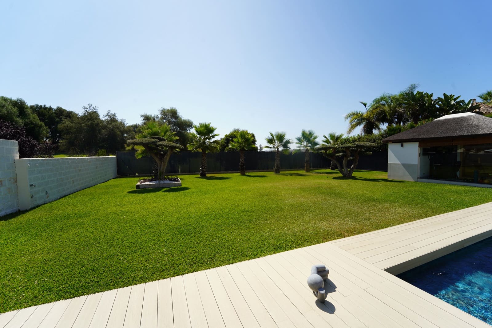 3 bedroom Villa for sale in Mijas Costa with pool garage - € 1,485,000 (Ref: 9141673)