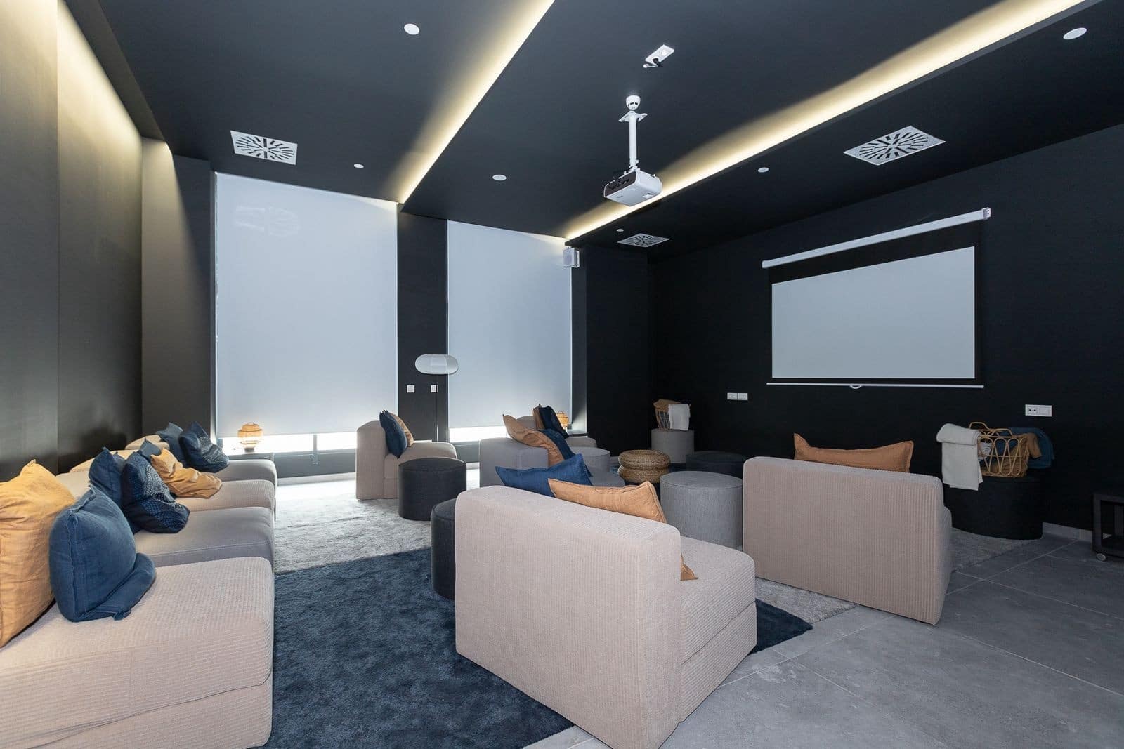 2 soveværelse Lejlighed til salg i Malaga by med swimmingpool - € 795.000 (Ref: 9145615)