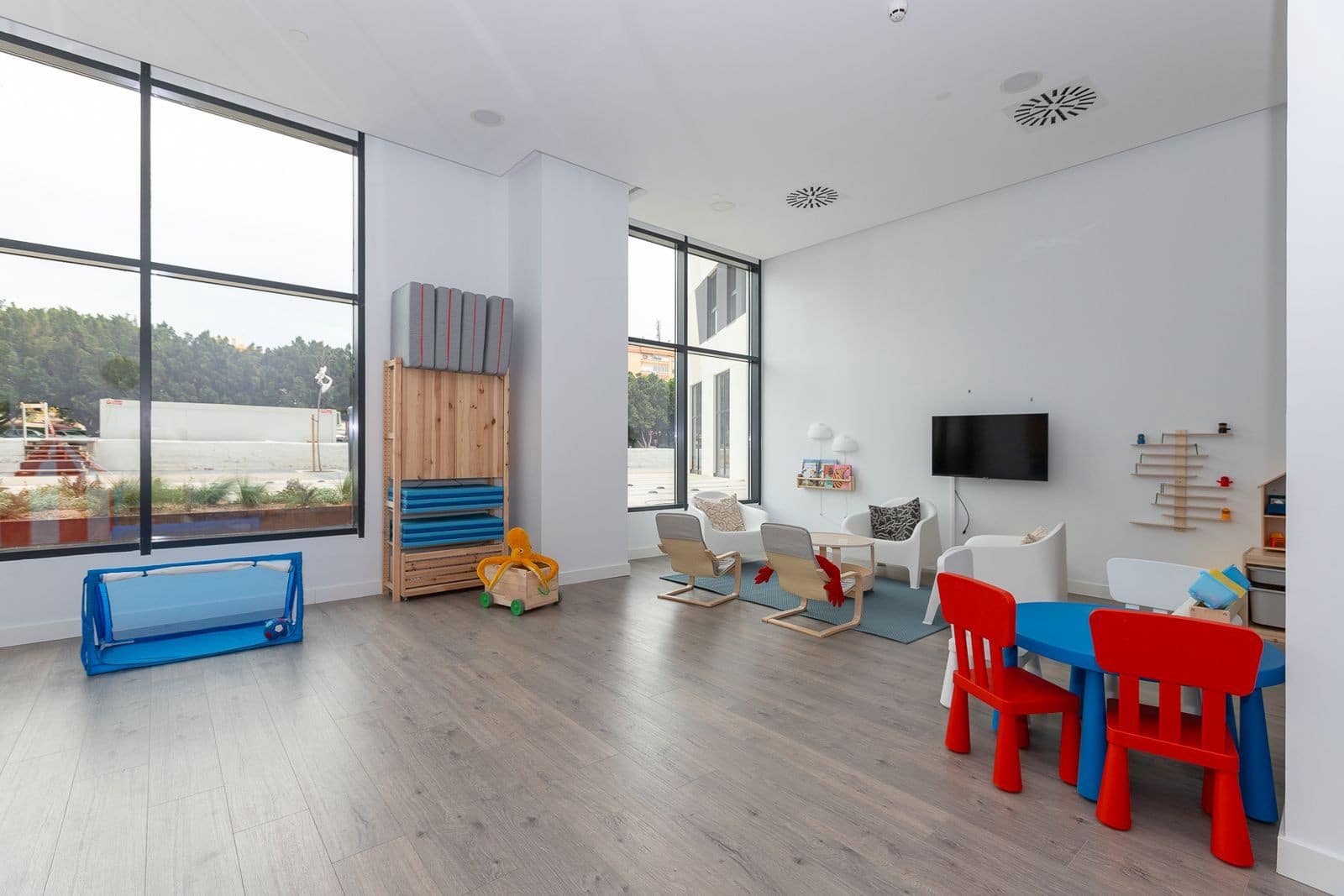 2 soveværelse Lejlighed til salg i Malaga by med swimmingpool - € 795.000 (Ref: 9145615)