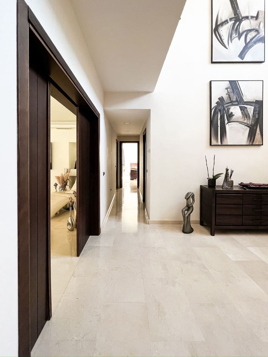 4 bedroom Villa for sale in Mijas Costa with pool garage - € 1,600,000 (Ref: 9145616)