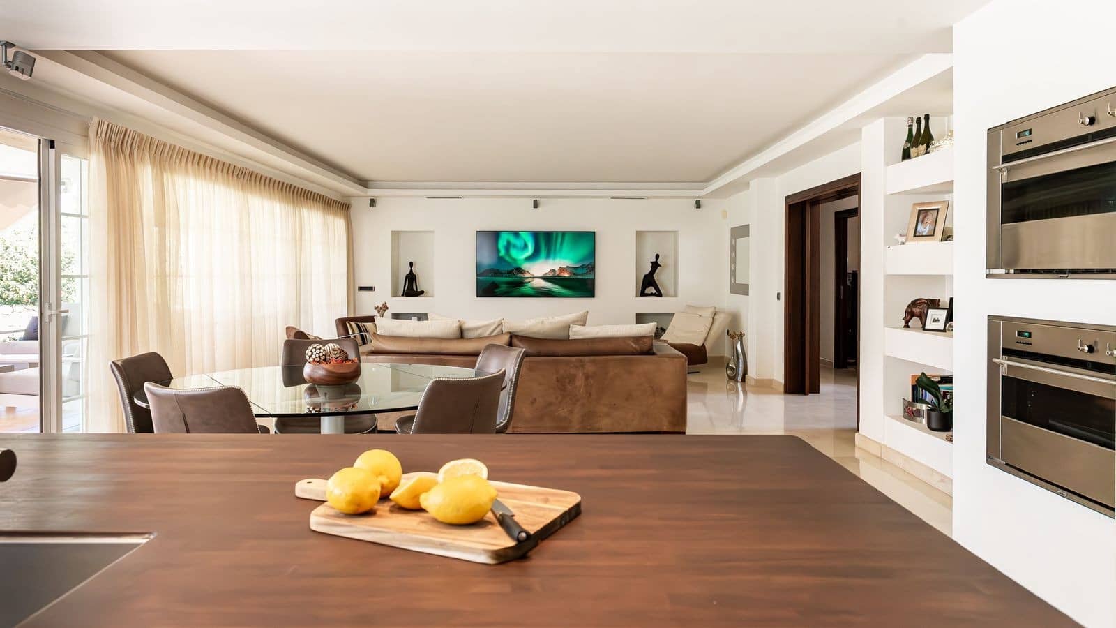 4 bedroom Villa for sale in Mijas Costa with pool garage - € 1,600,000 (Ref: 9145616)