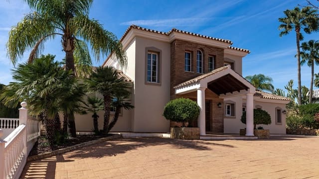 4 sovrum Villa till salu i Mijas Costa, Mijas med pool garage - 1 600 000 € (Ref: 9145616)