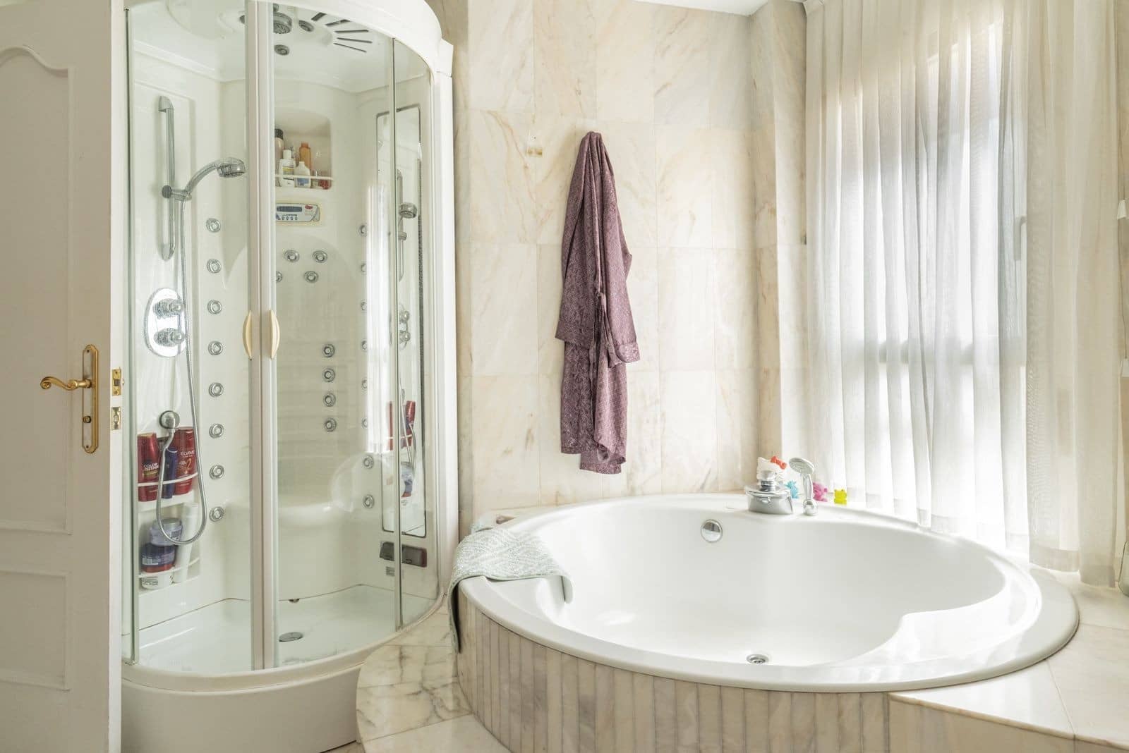 4 bedroom Apartment for sale in Malaga city - € 1,200,000 (Ref: 9147275)