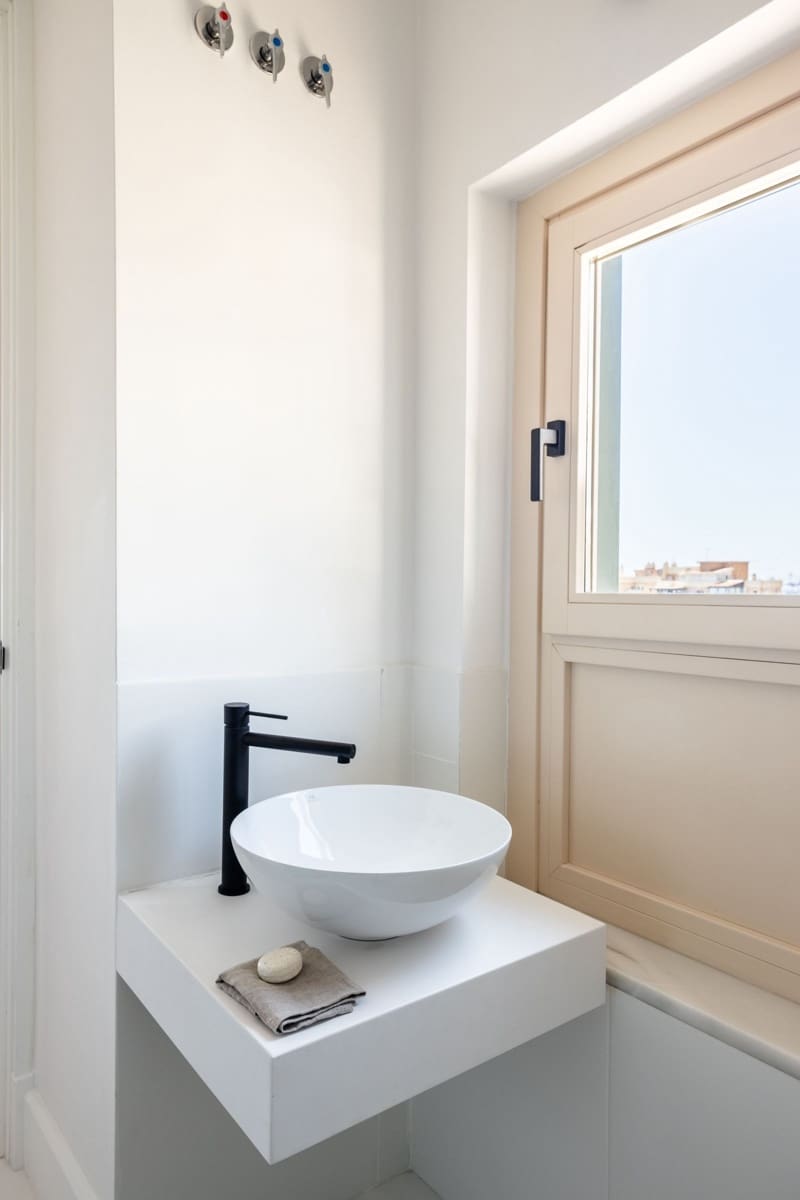 2 soverom Penthouse til salgs i Malaga by med svømmebasseng garasje - € 1 590 000 (Ref: 9147276)