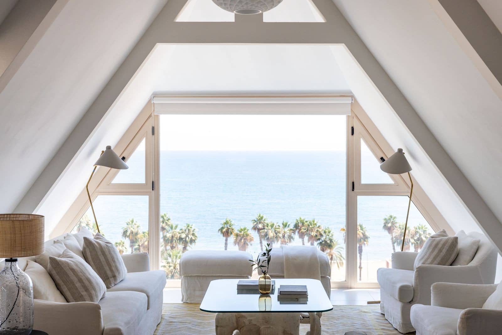 2 soverom Penthouse til salgs i Malaga by med svømmebasseng garasje - € 1 590 000 (Ref: 9147276)