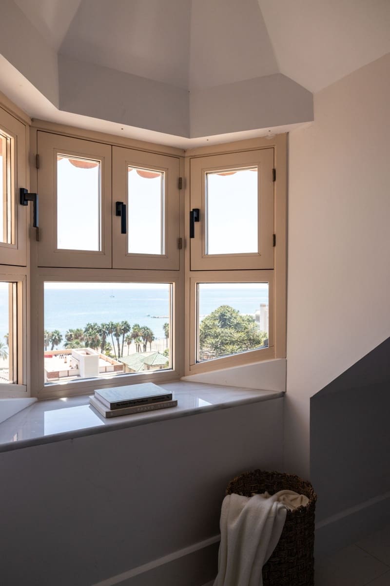 2 soverom Penthouse til salgs i Malaga by med svømmebasseng garasje - € 1 590 000 (Ref: 9147276)