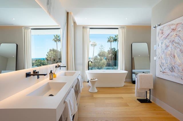 4 soverom Villa til salgs i Estepona - € 3 850 000 (Ref: 9159545)