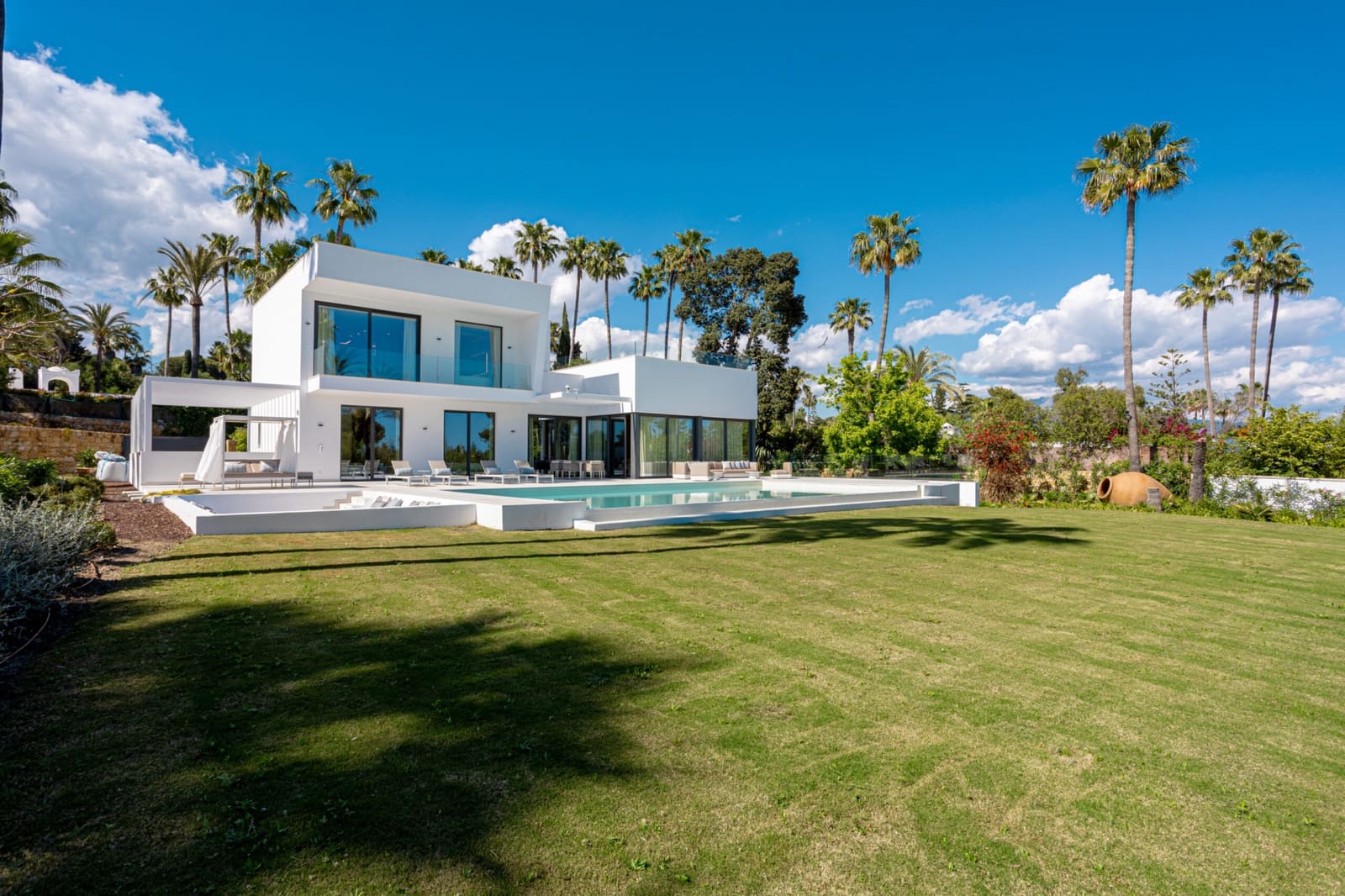 4 soverom Villa til salgs i Estepona - € 3 850 000 (Ref: 9159545)