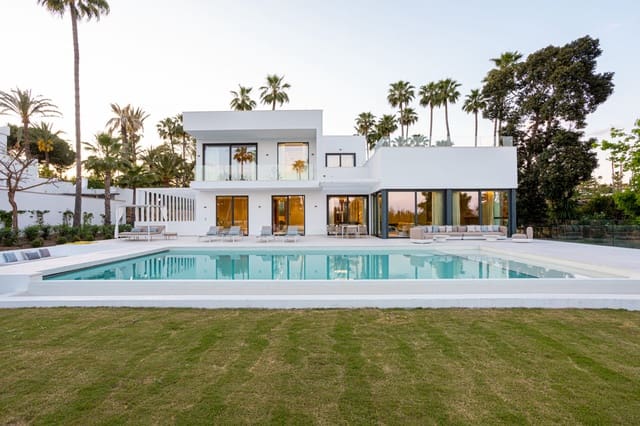 4 soverom Villa til salgs i Estepona - € 3 850 000 (Ref: 9159545)