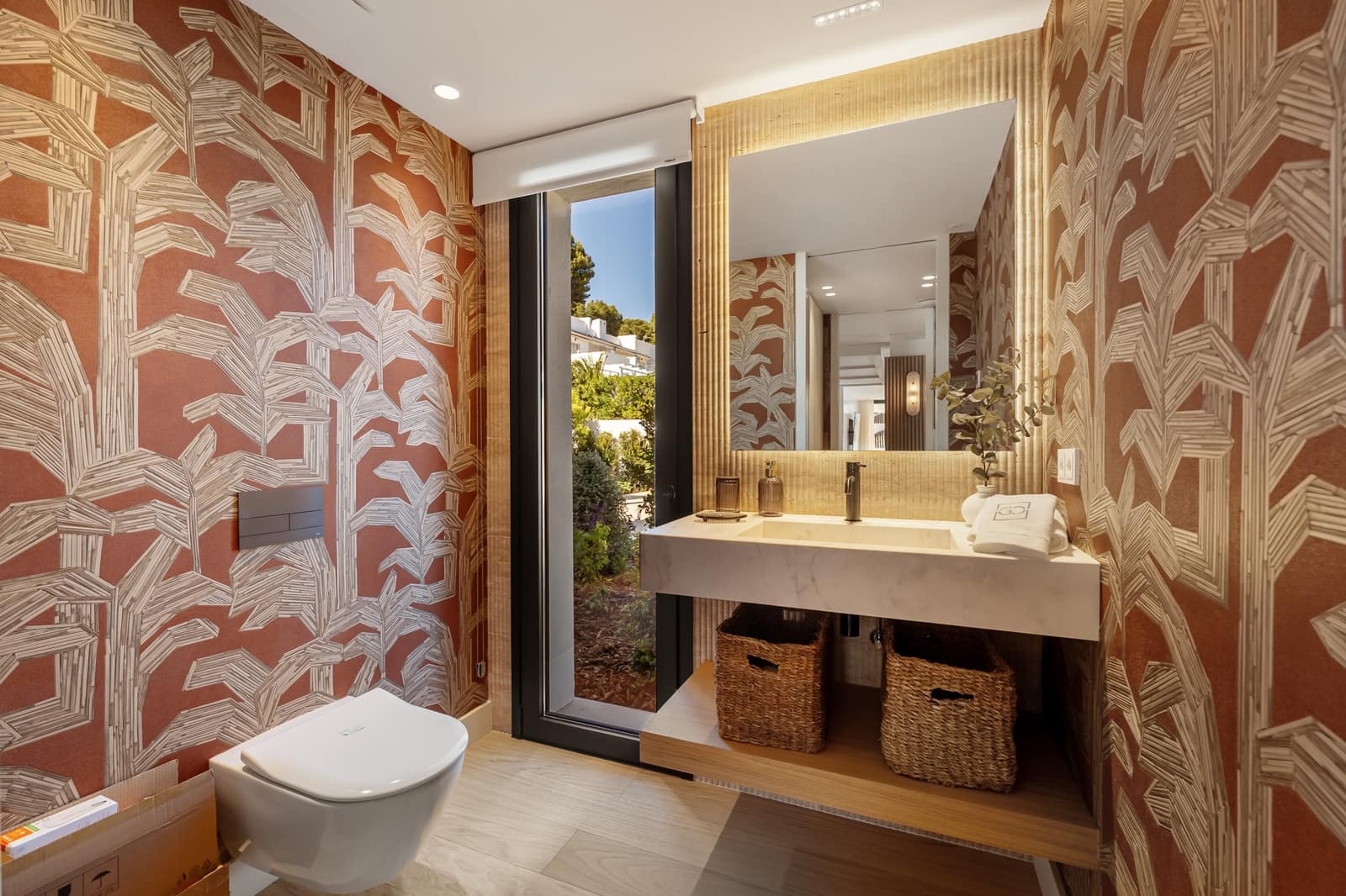 6 bedroom Villa for sale in Marbella with pool garage - € 8,650,000 (Ref: 9159551)