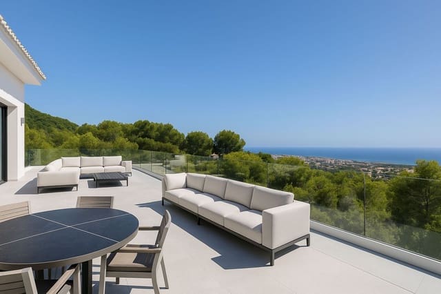 4 sovrum Villa till salu i Marbella med pool garage - 2 390 000 € (Ref: 9159553)