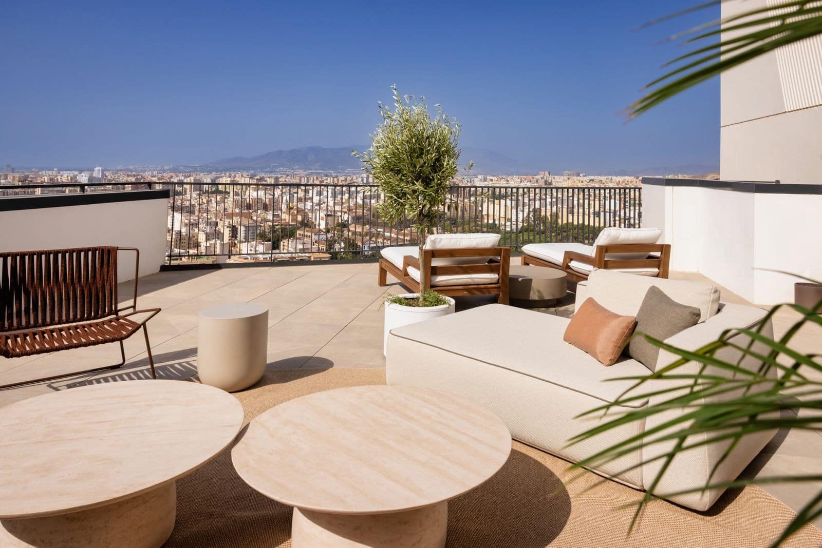 4 sypialnia Apartament na sprzedaż w Miasto Malaga z garażem - 2 200 000 € (Ref: 9161125)