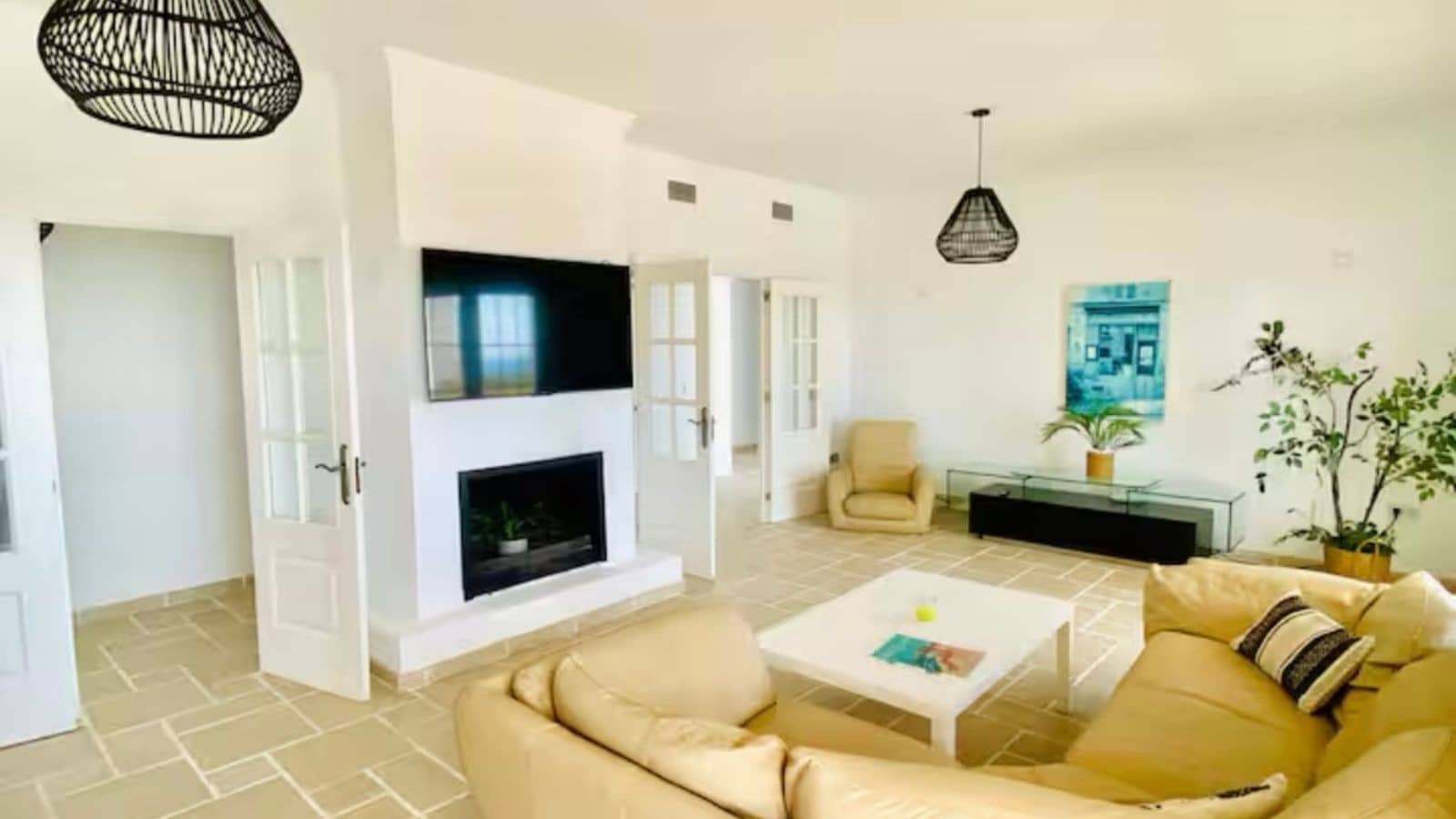 5 soveværelse Villa til salg i La Alcaidesa med swimmingpool garage - € 1.895.000 (Ref: 9174589)