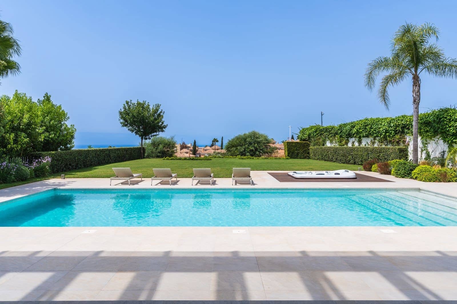 5 Zimmer Villa zu verkaufen in Marbella mit Pool Garage - 3.800.000 € (Ref: 9174590)