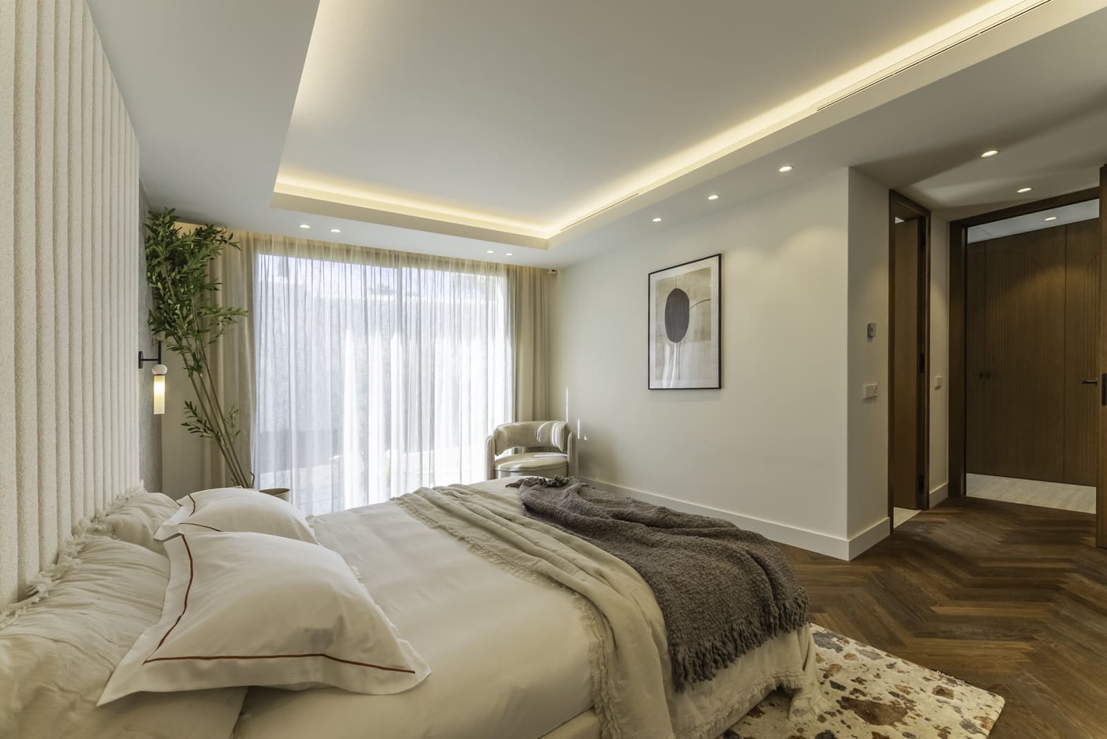 6 bedroom Villa for sale in Marbella with pool garage - € 3,975,000 (Ref: 9177732)