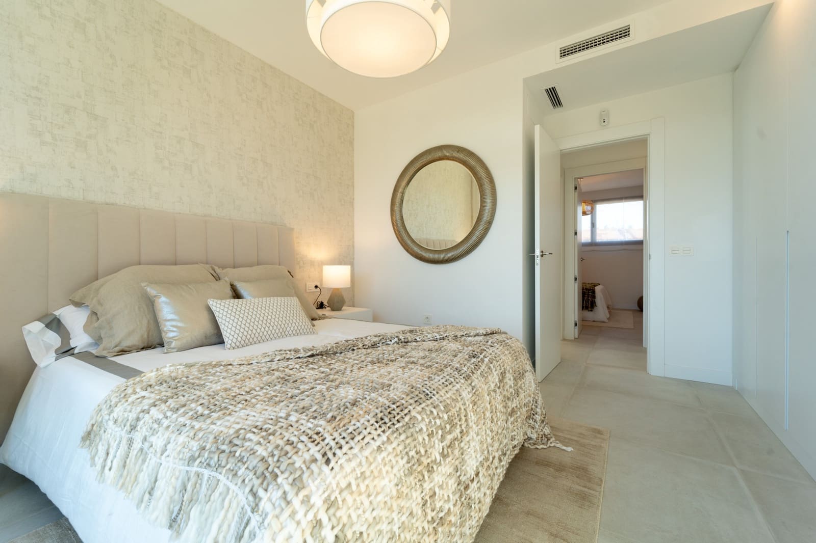 3 soveværelse Semi-Rækkehus til salg i La Cala de Mijas med swimmingpool garage - € 800.000 (Ref: 9191146)