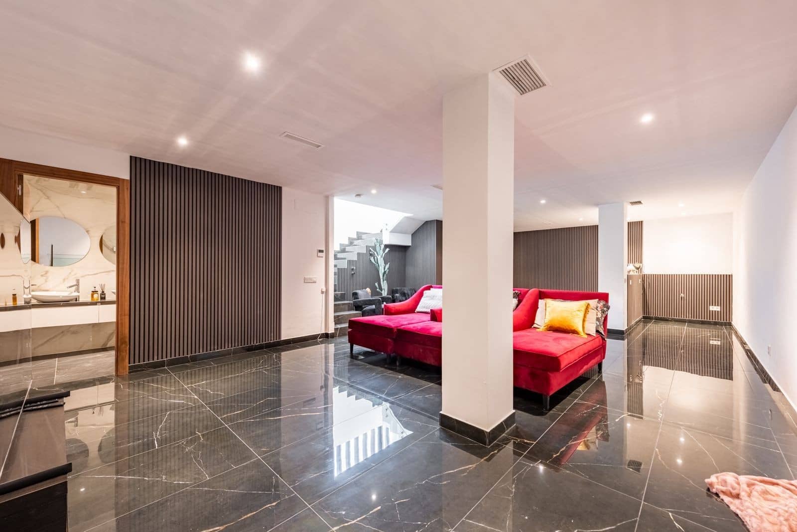 3 soverom Villa til salgs i Estepona med svømmebasseng garasje - € 1 395 000 (Ref: 9193879)