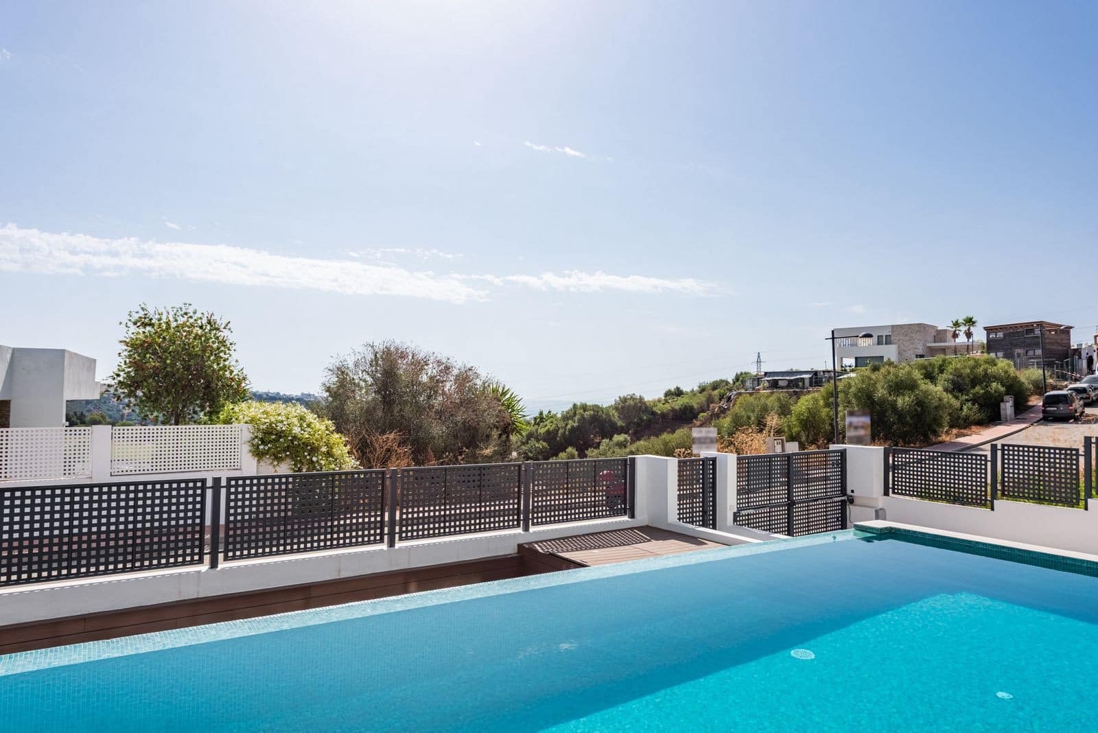 3 soverom Villa til salgs i Estepona med svømmebasseng garasje - € 1 395 000 (Ref: 9193879)