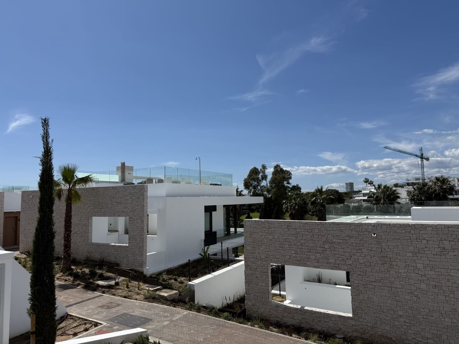 4 sovrum Semi-fristående Villa till salu i Marbella med pool garage - 1 911 000 € (Ref: 9193883)