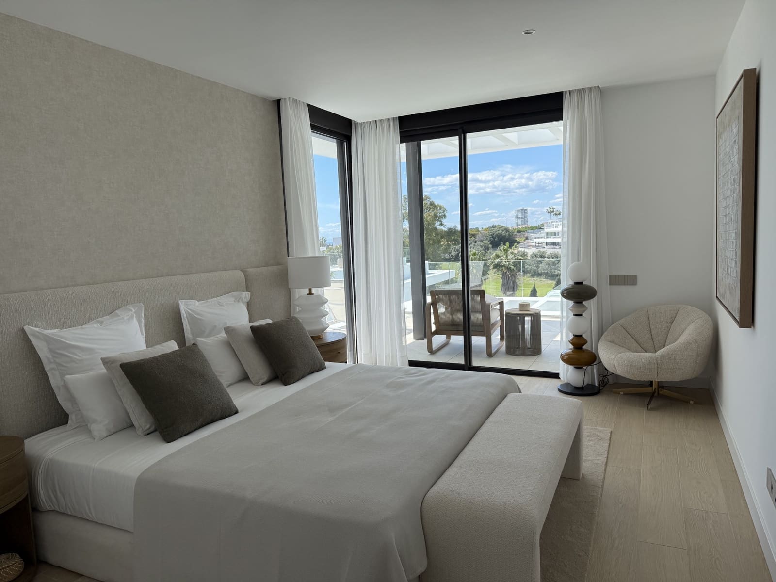 4 sovrum Semi-fristående Villa till salu i Marbella med pool garage - 1 911 000 € (Ref: 9193883)