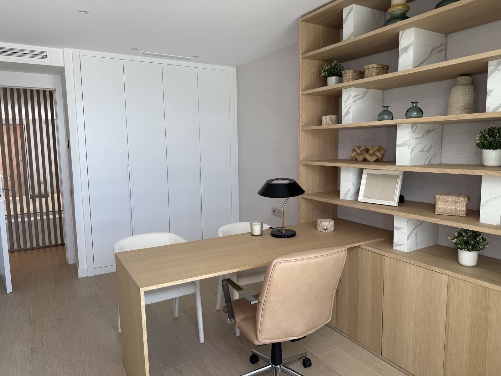 4 sovrum Semi-fristående Villa till salu i Marbella med pool garage - 1 911 000 € (Ref: 9193883)