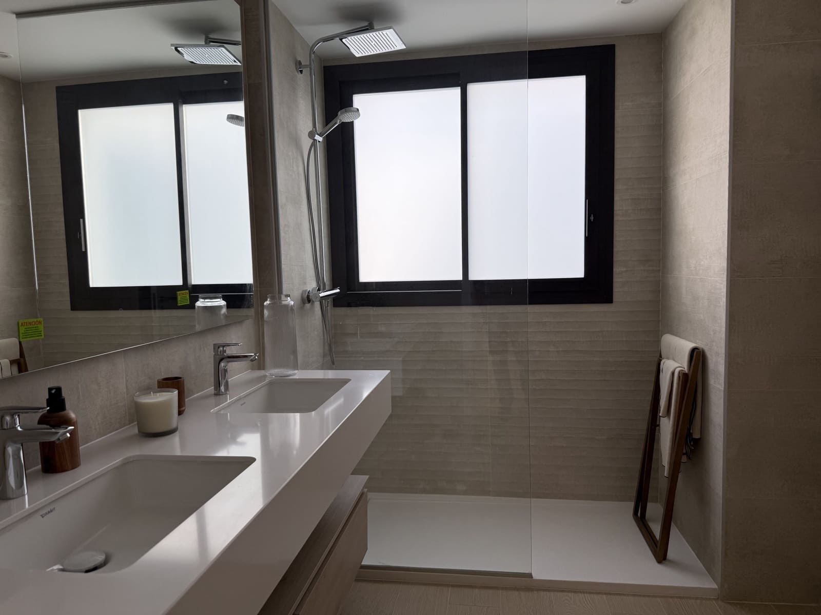 4 sovrum Semi-fristående Villa till salu i Marbella med pool garage - 1 911 000 € (Ref: 9193883)