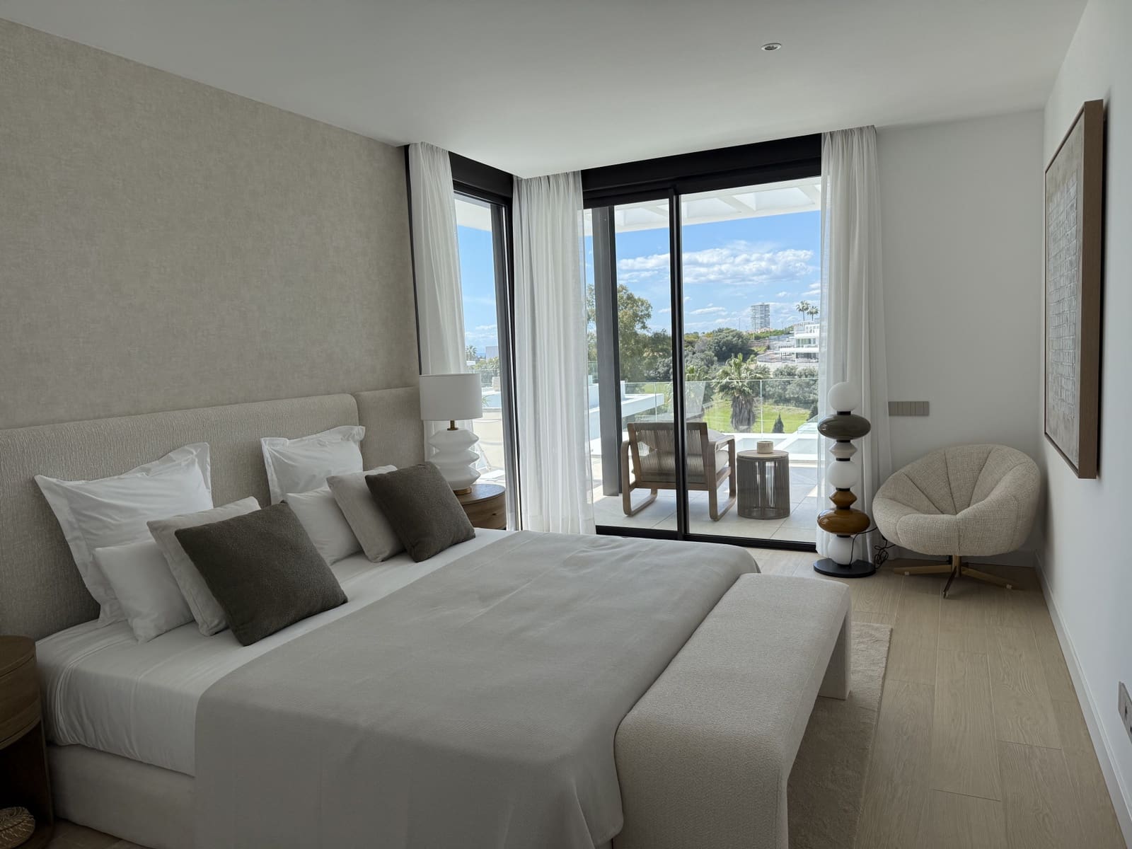 4 soverom Kjedet enebolig til salgs i Marbella med svømmebasseng garasje - € 1 911 000 (Ref: 9193883)