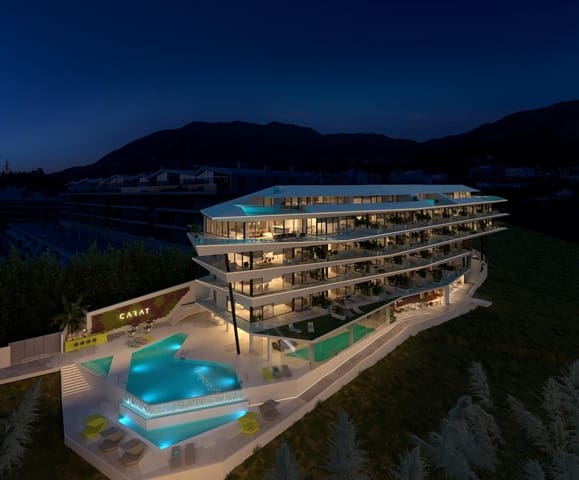 3 sypialnia Penthouse na sprzedaż w El Higuerón, Fuengirola z basenem garażem - 2 195 000 € (Ref: 9198519)