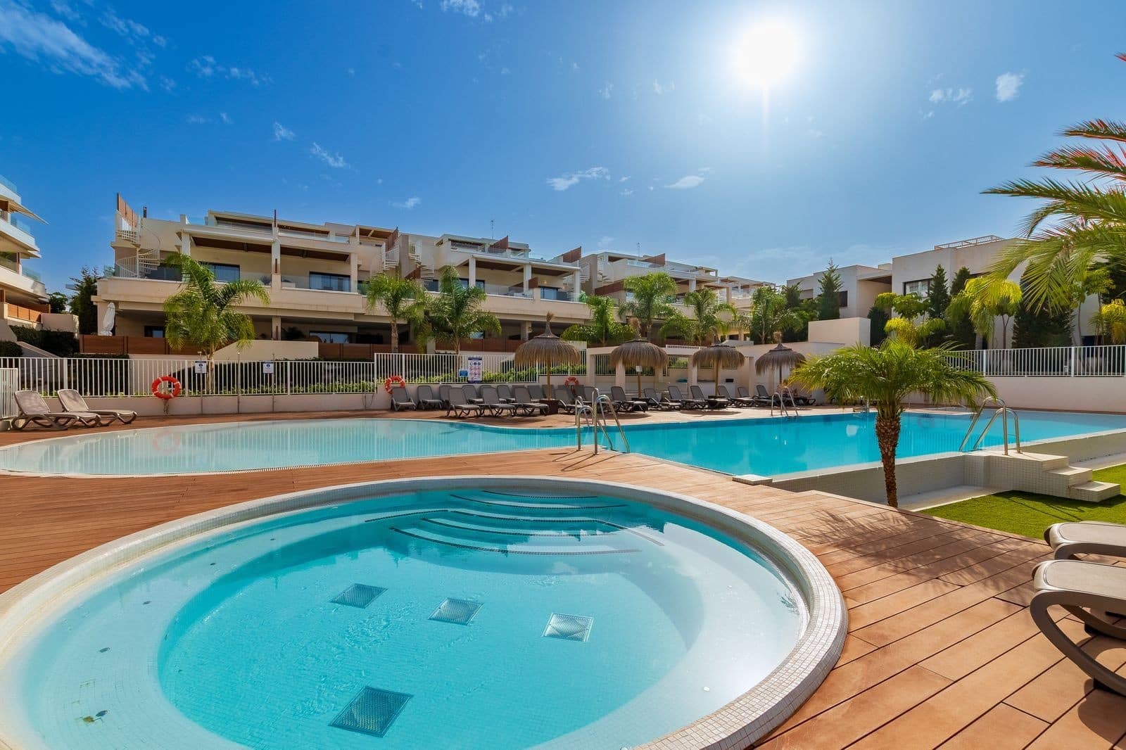 3 sovrum Takvåning till salu i La Cala de Mijas med pool - 795 000 € (Ref: 9200571)