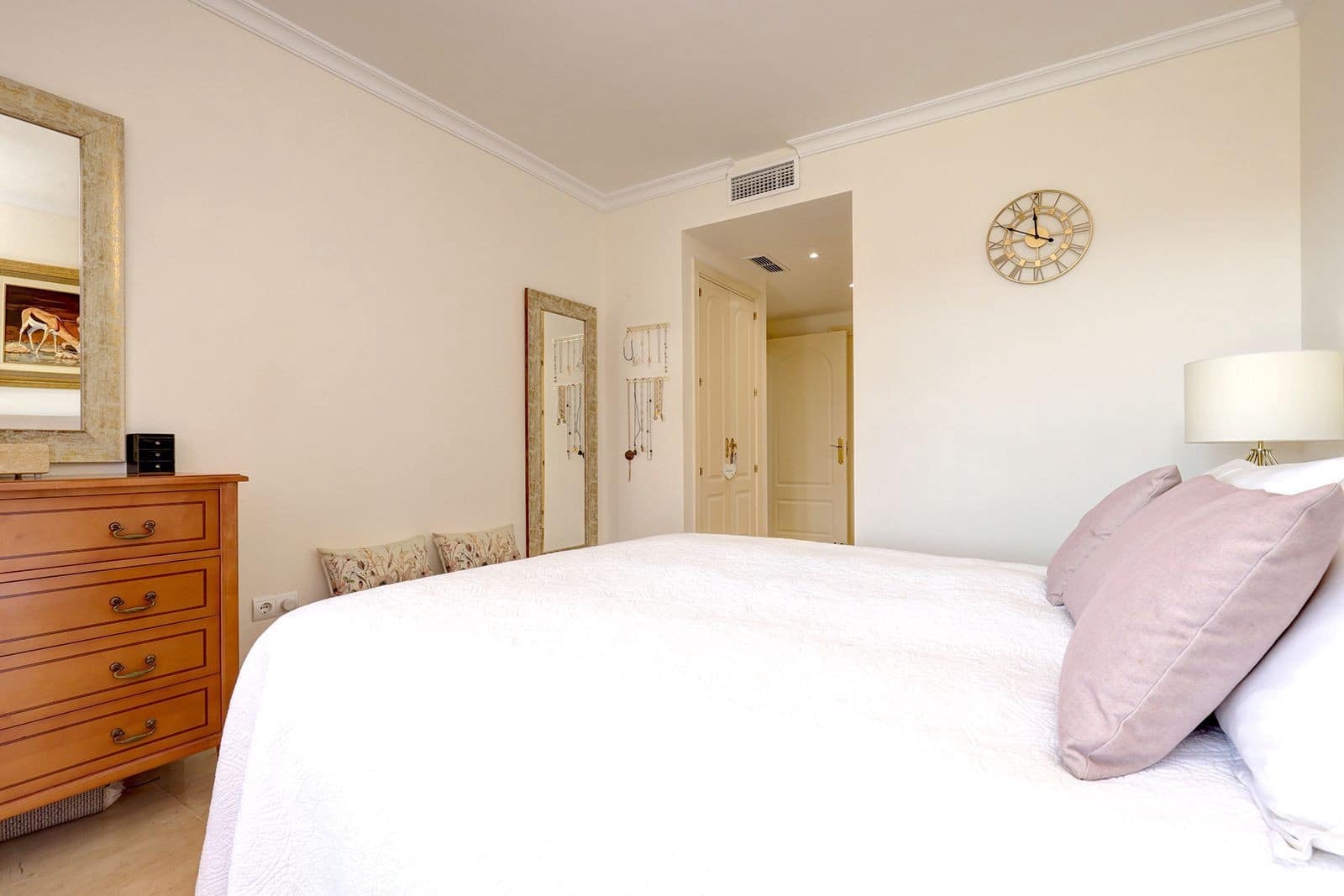 2 makuuhuone Huoneisto myytävänä paikassa Marbella mukana uima-altaan 
autotalli - 480 000 € (Ref: 9215151)