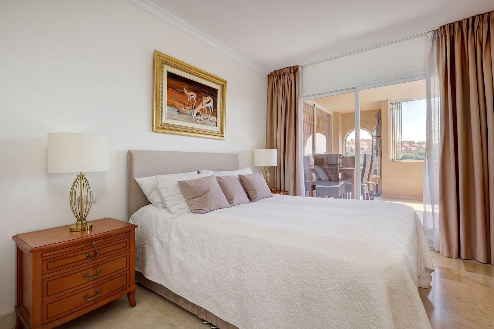 2 makuuhuone Huoneisto myytävänä paikassa Marbella mukana uima-altaan 
autotalli - 480 000 € (Ref: 9215151)