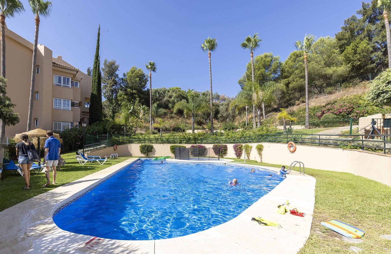 2 makuuhuone Huoneisto myytävänä paikassa Marbella mukana uima-altaan 
autotalli - 480 000 € (Ref: 9215151)