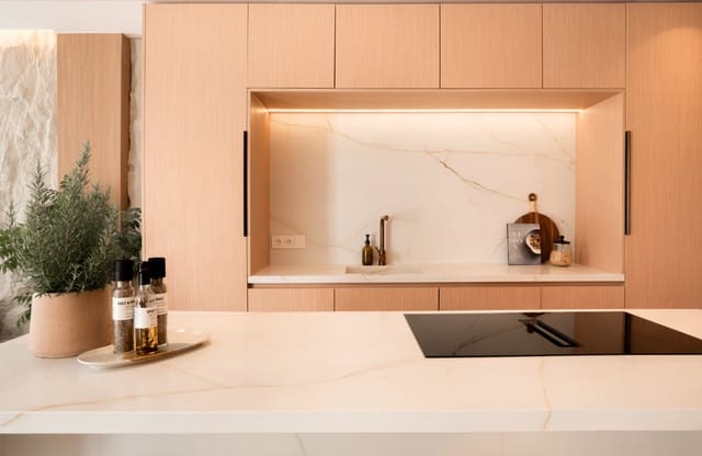 4 sovrum Hus till salu i Nueva Andalucia, Marbella med pool garage - 1 695 000 € (Ref: 9215157)