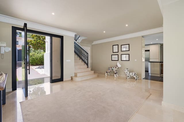 4 sovrum Villa till salu i Marbella med pool garage - 3 250 000 € (Ref: 9255120)