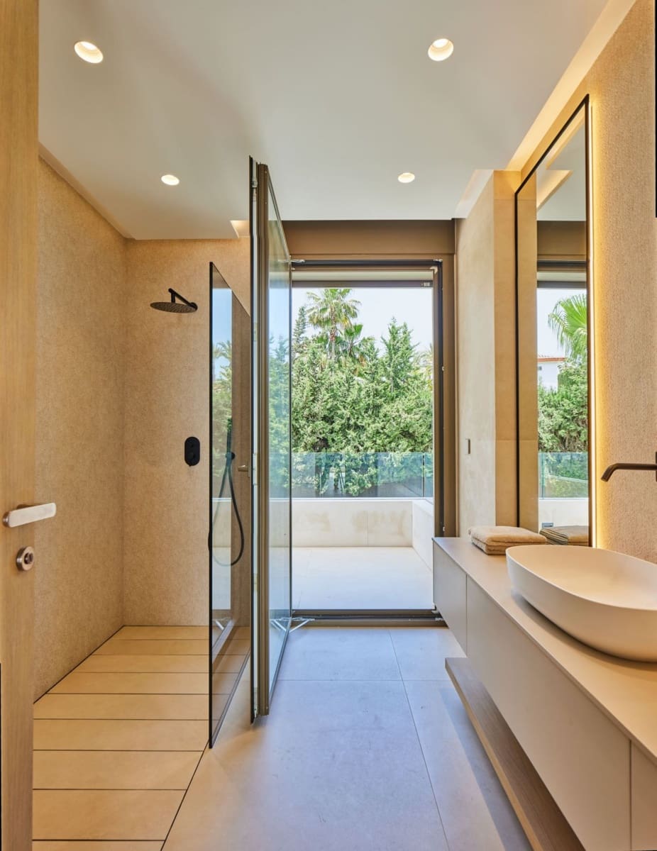 5 soveværelse Villa til salg i Malaga by - € 4.000.000 (Ref: 9255121)