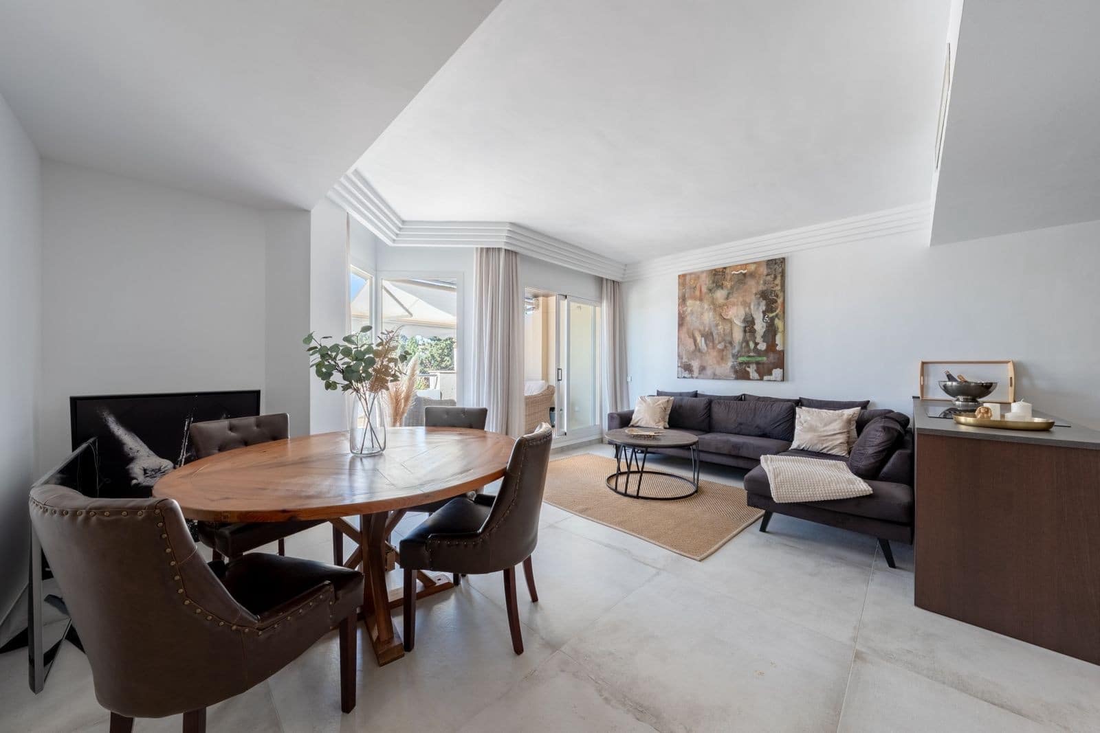 3 sypialnia Penthouse na sprzedaż w Nueva Andalucia z basenem garażem - 1 195 000 € (Ref: 9257163)