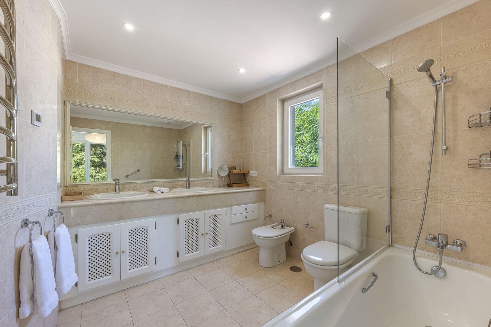 5 soveværelse Villa til salg i Sotogrande med swimmingpool - € 1.795.000 (Ref: 9257176)