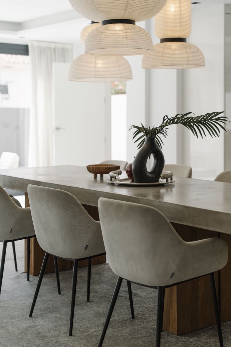 Chalet de 4 habitaciones en Nueva Andalucia en venta - 2.695.000 € (Ref: 9262492)