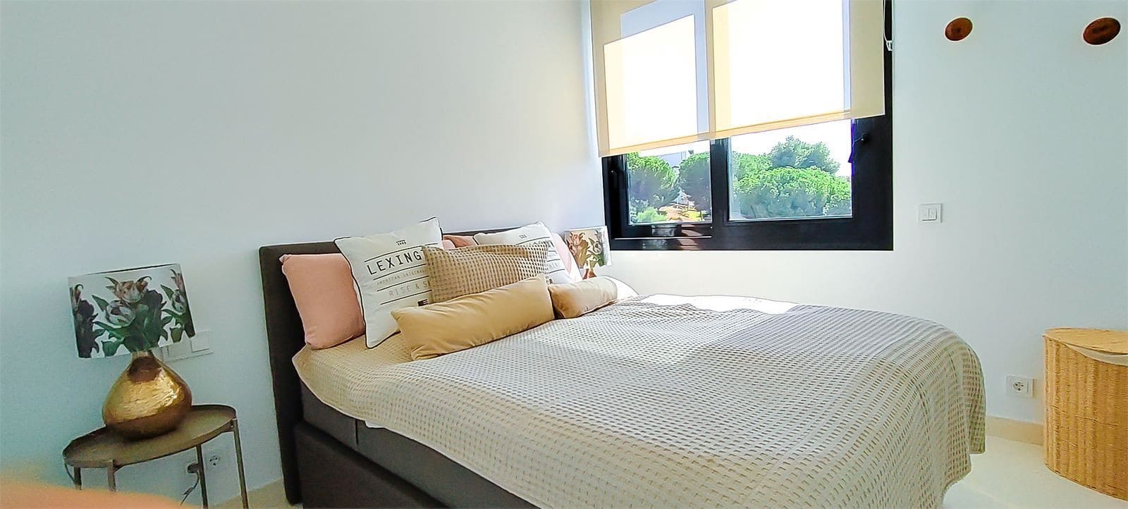 5 soveværelse Semi-Rækkehus til salg i Marbella med swimmingpool garage - € 1.695.000 (Ref: 9272450)