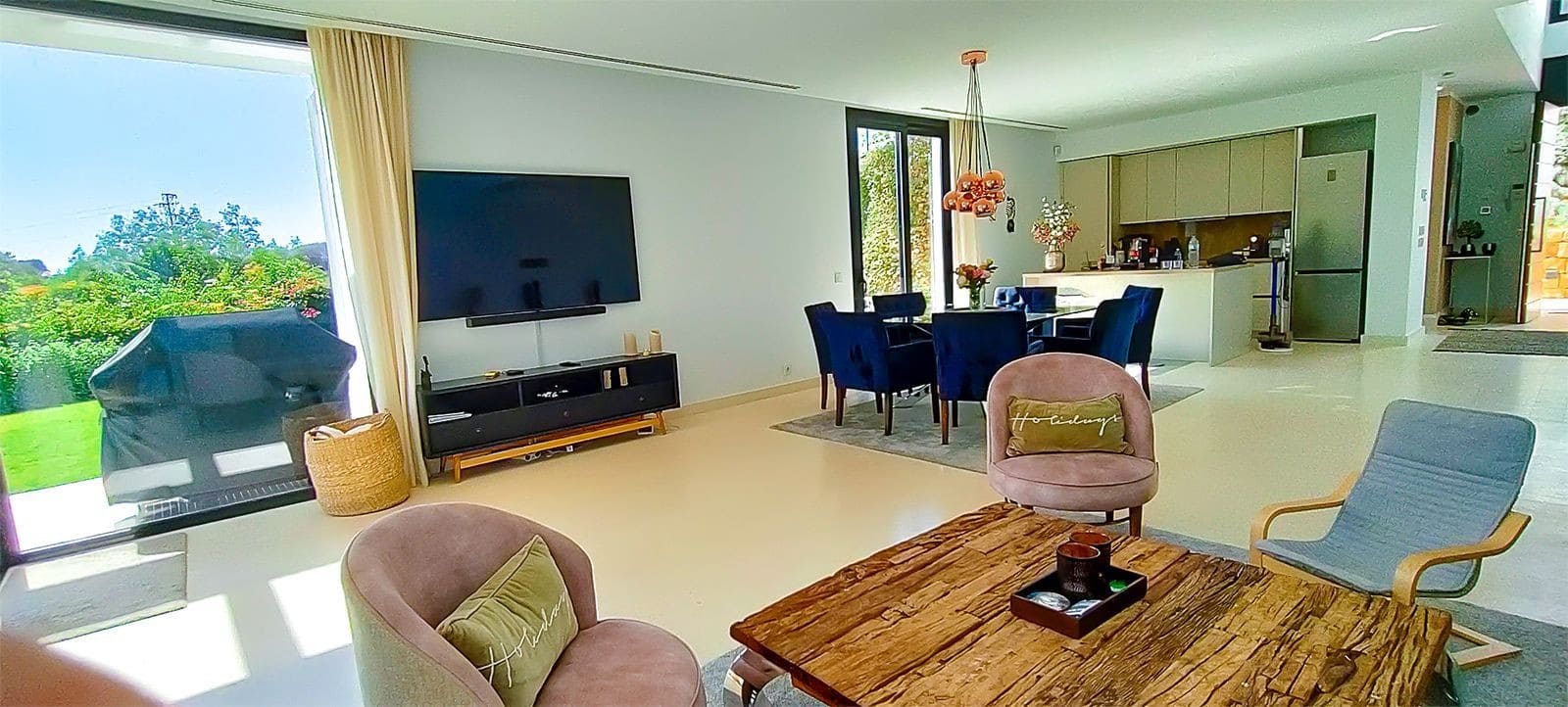 5 soveværelse Semi-Rækkehus til salg i Marbella med swimmingpool garage - € 1.695.000 (Ref: 9272450)