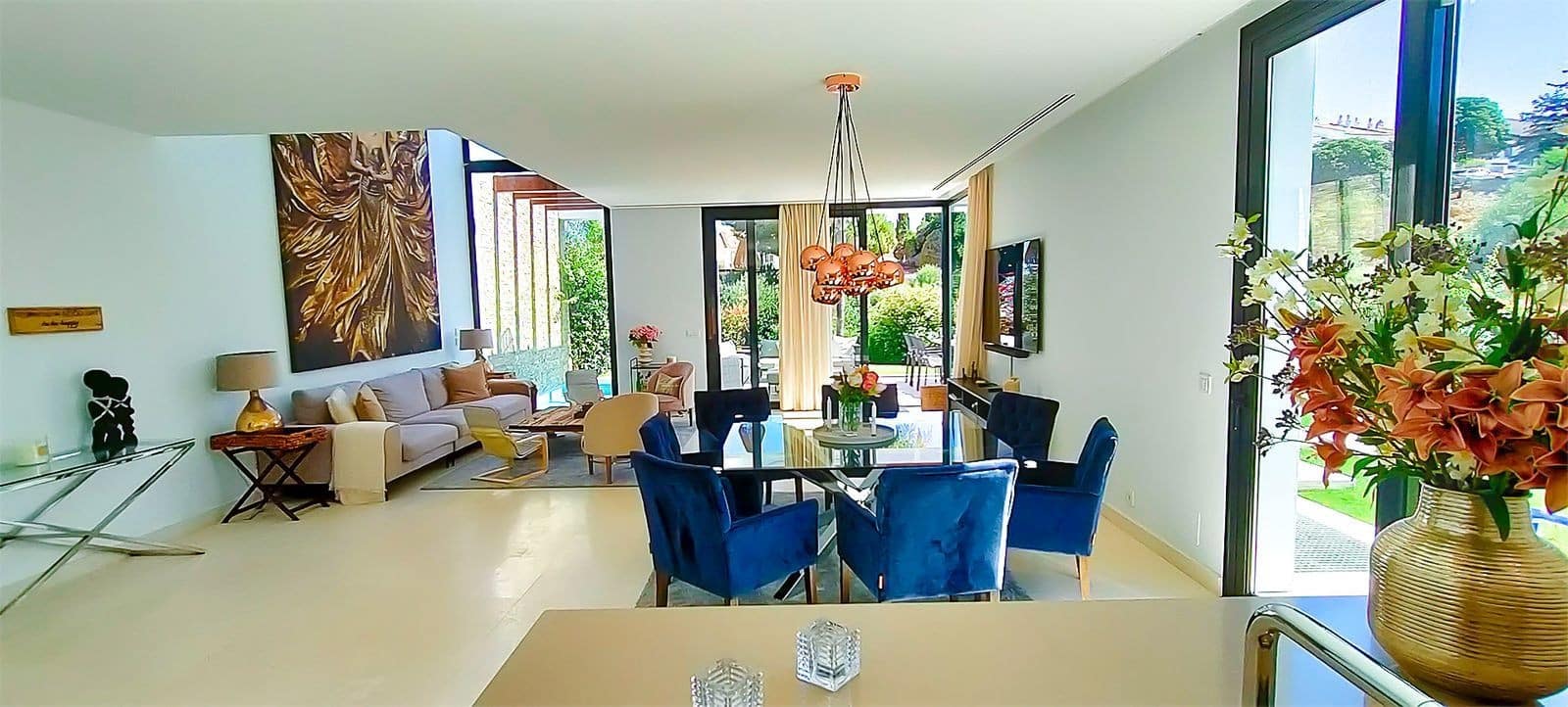 5 soveværelse Semi-Rækkehus til salg i Marbella med swimmingpool garage - € 1.695.000 (Ref: 9272450)