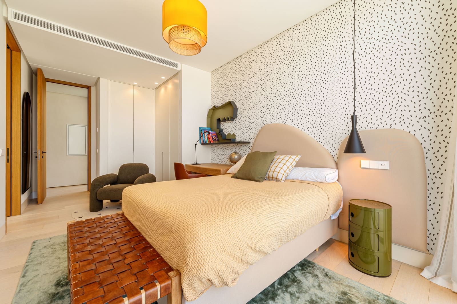 6 bedroom Villa for sale in Marbella - € 6,500,000 (Ref: 9285114)